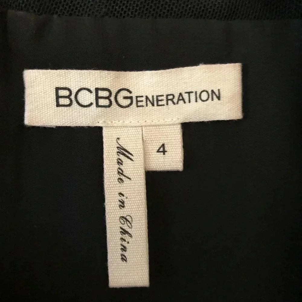 Women's VINTAGE 2010 BCBGeneration Dress - Sz. 4 - Picture 2 of 2